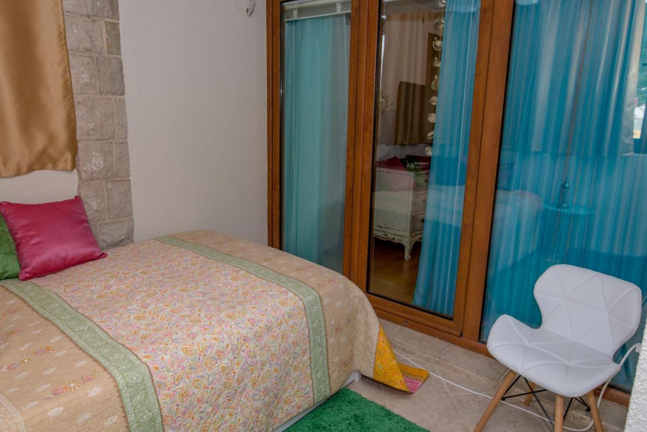Apartment Elena Petrovac Bagian luar foto